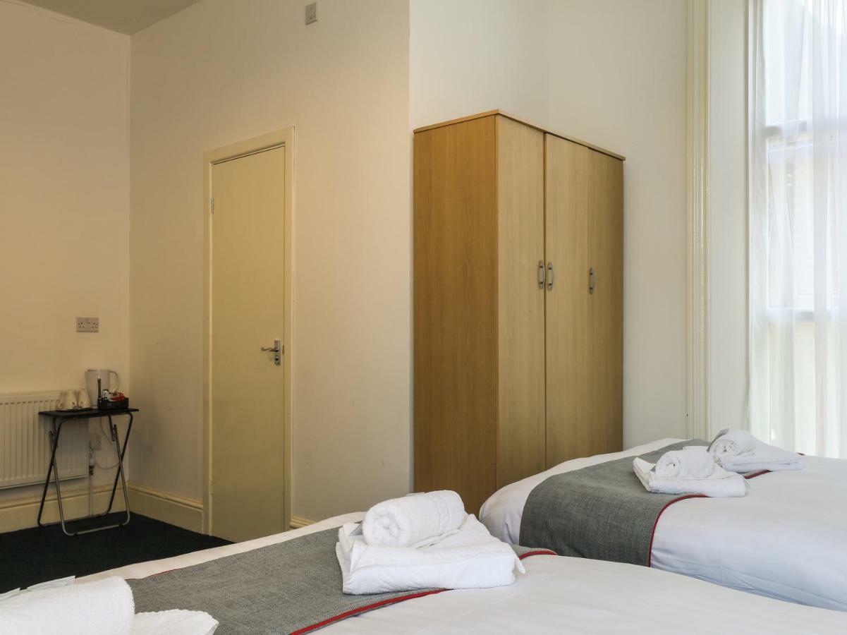 Oyo Hala Guest House مانشستر المظهر الخارجي الصورة